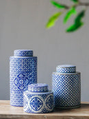 GobekUsa Chinese Retro Ceramics Golden Vase with Cover for Home Décor and Organization