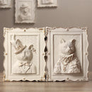 GobekUsa Earl Cat Resin Pendant Wall Decoration Frame for a Whimsical Touch.