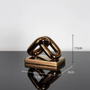 GobekUsa Golden Chain Skeleton Lock Home Decoration Figurine