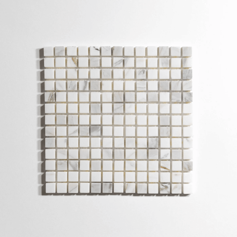 Calacatta 3/4" Honed Mosaic Marble Tile