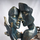 GobekUsa Loving Couple Resin Statue for Interior Decor and Valentine's Day Gift