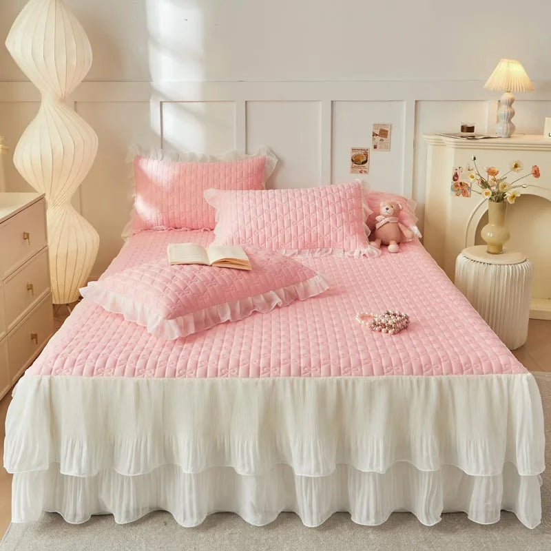 GobekUsa Lace Ruffles Cooling Bed Skirt Set with Pillowcases, photo 14 of 15