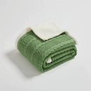 GobekUsa Cable Knit Sherpa Blanket - Nordic Elegance for Autumn & Winter