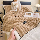 GobekUsa Cozy Flannel Velvet Blanket: All-Season Solid Color Single Queen Quilt