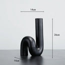GobekUsa Black Pipe Geometric Resin Twist Knot Figurine - Home Decor Accessory