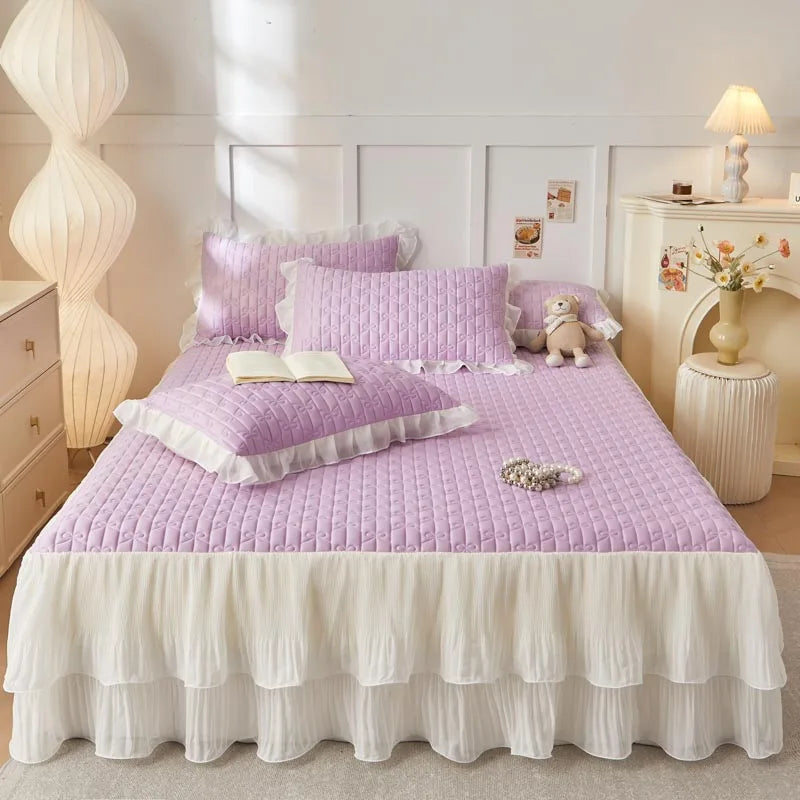 GobekUsa Lace Ruffles Cooling Bed Skirt Set with Pillowcases, photo 13 of 15