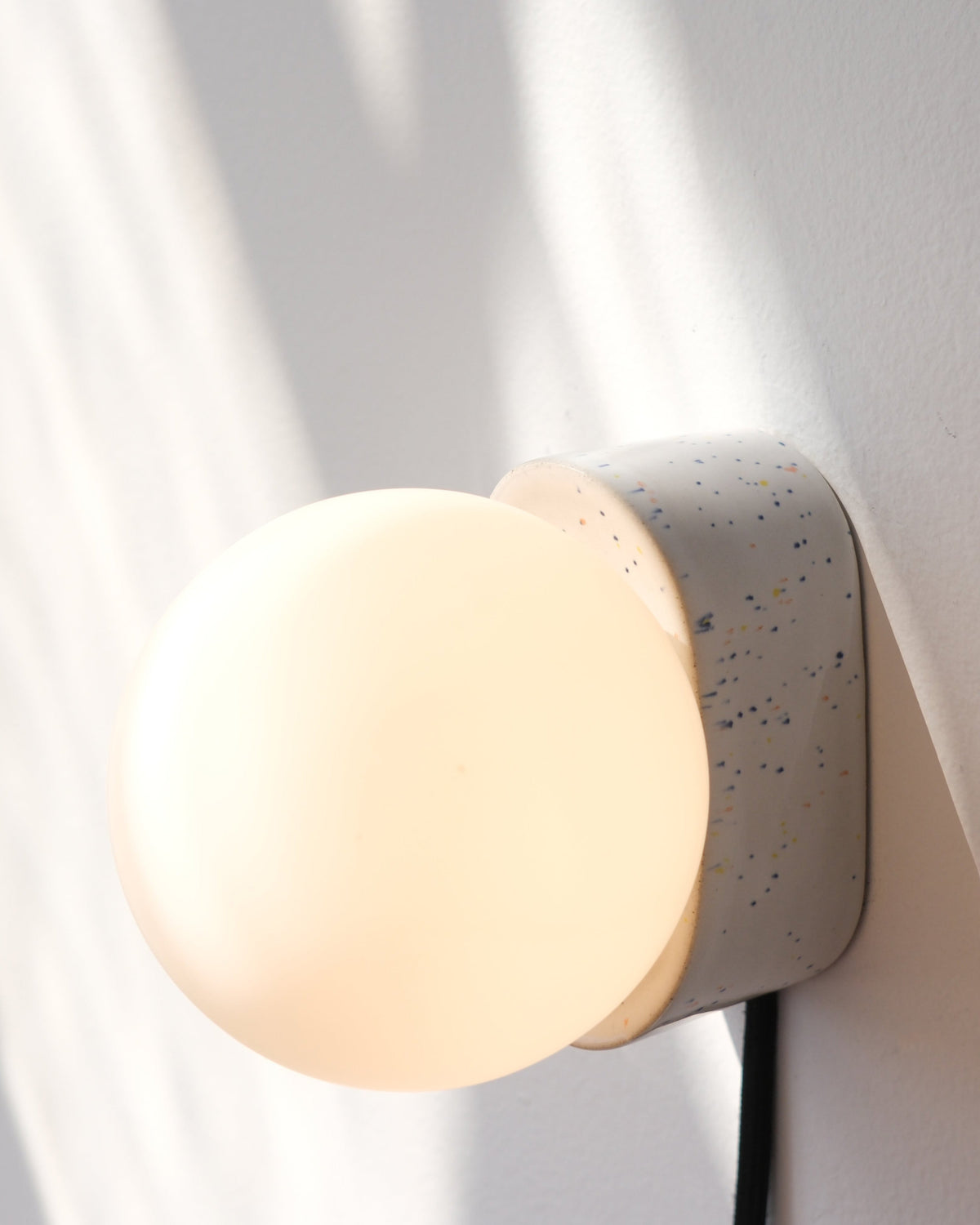 Iota Sconce, dimensions drawing