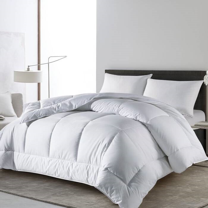 Twin Size All Seasons Soft White Polyester Down Alternative Comforter, photo 2 of 5
