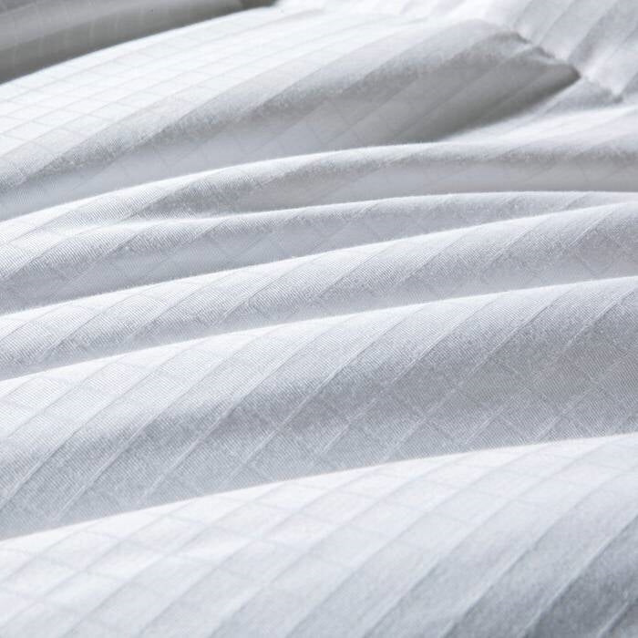 Twin Size All Seasons Soft White Polyester Down Alternative Comforter, photo 5 of 5