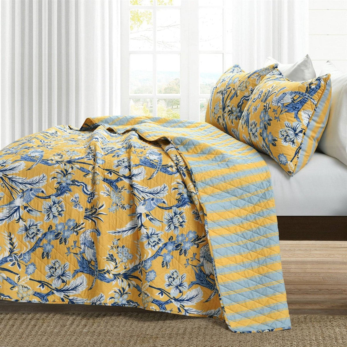 King Size Lightweight Peacocks Polyester Quilt Set Yellow Blue, photo 2 of 5