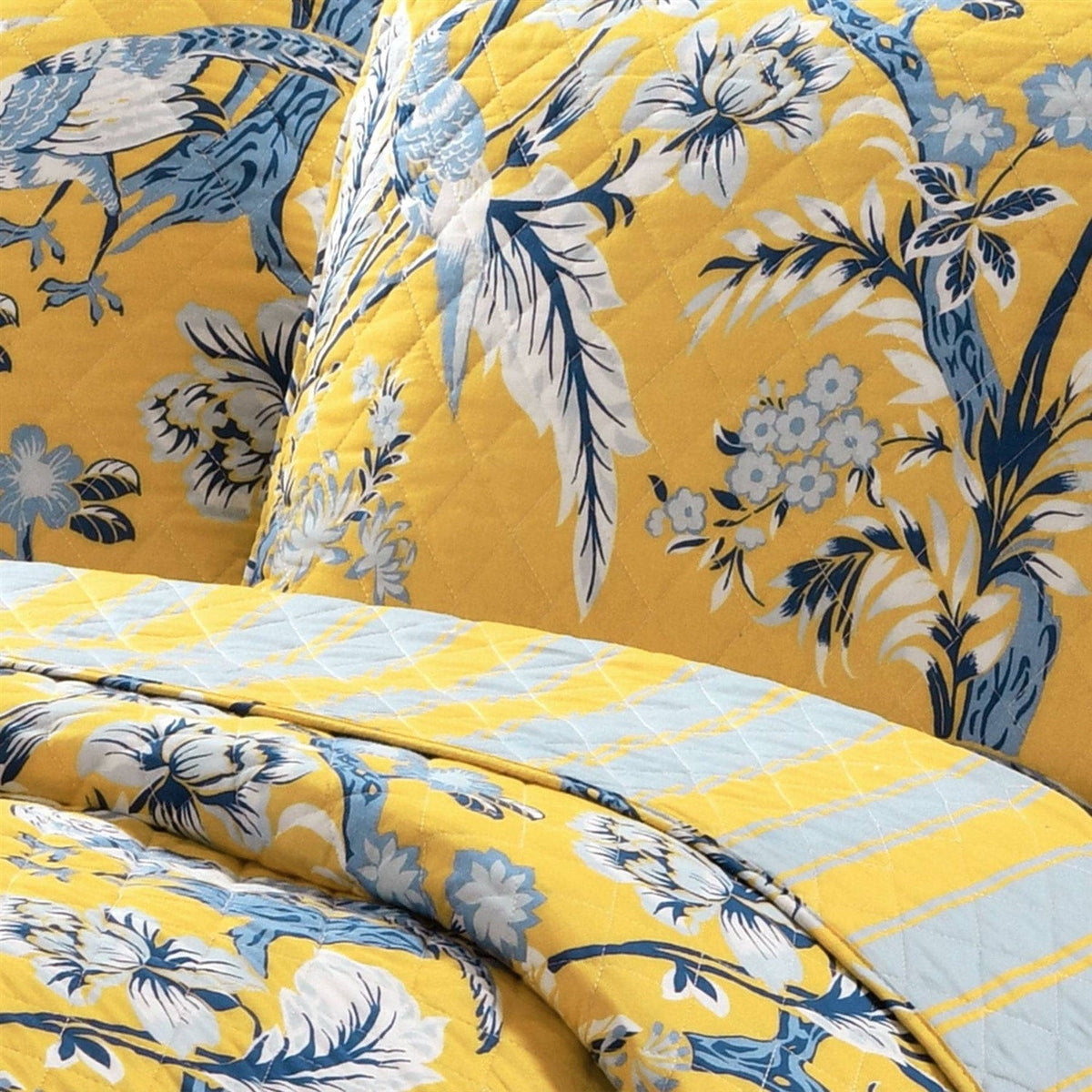 King Size Lightweight Peacocks Polyester Quilt Set Yellow Blue, photo 4 of 5