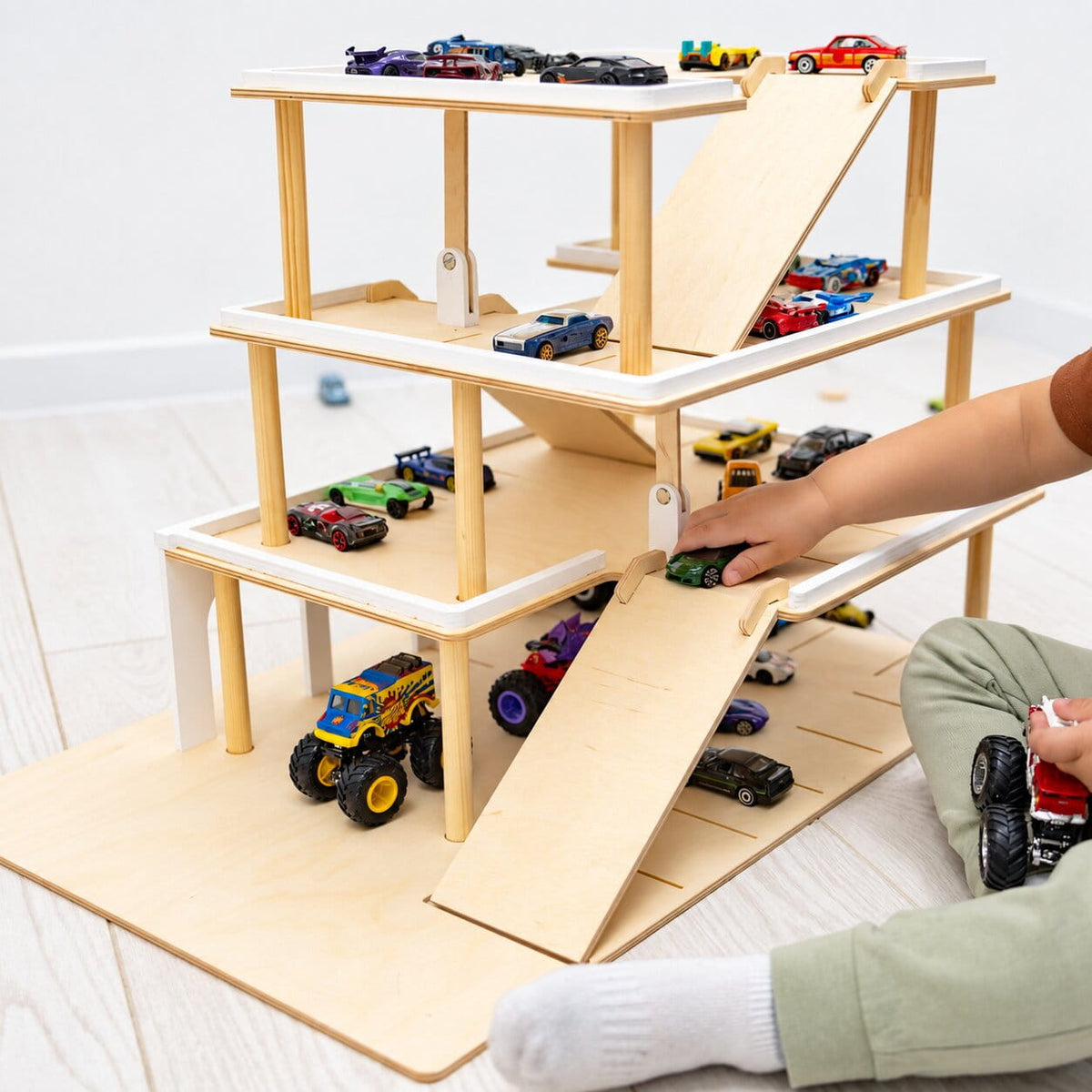 Toy Parking Garage, photo 2 of 18