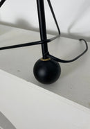 Tripod HM9 Simple Table Lamp