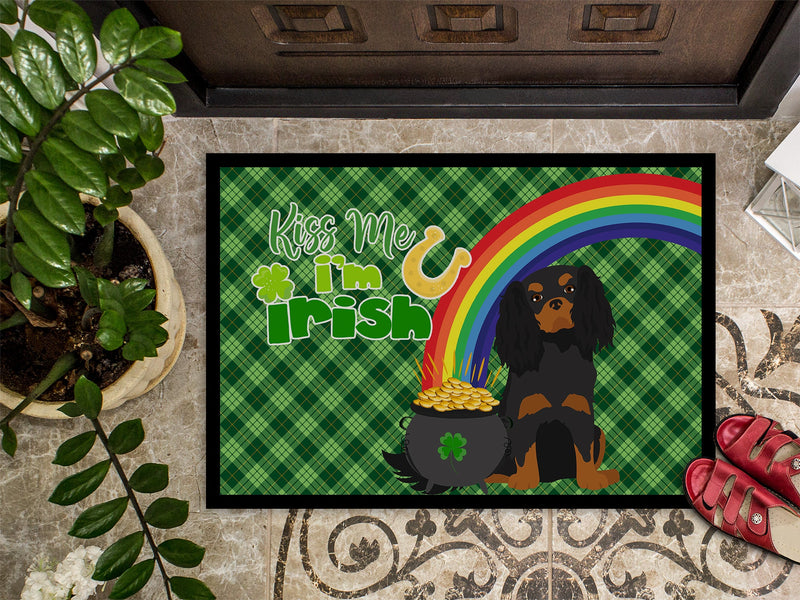 Black and Tan Cavalier Spaniel St. Patrick's Day Doormat - 24x36 Decorative Floor Mat – Indoor/Outdoor Rug with Artistic Flair