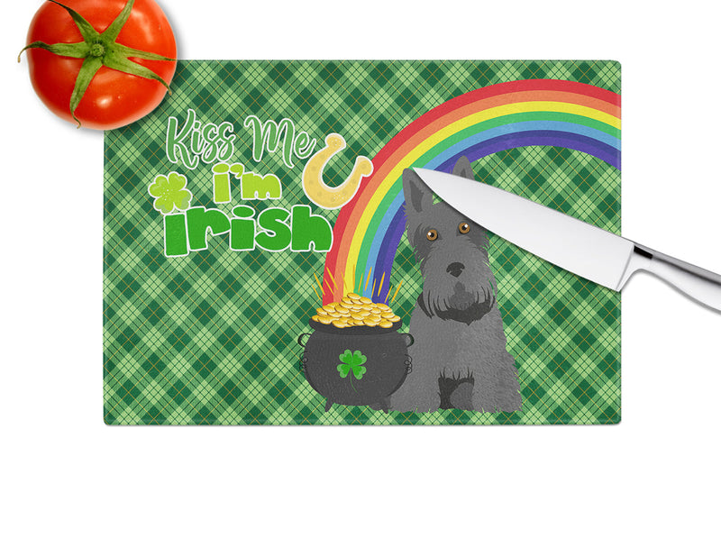 Black Scottish Terrier St. Patrick's Day Glass Cutting Boards – Durable, Decorative Kitchen Art Large