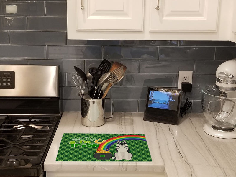 Black Siberian Husky St. Patrick's Day Glass Cutting Boards – Durable, Decorative Kitchen Art Large