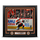 Wayne Simmonds Fist Pump Philadelphia Flyers Autographed 16" x 20" Framed Hockey Photo by Dynasty Sports & Framing