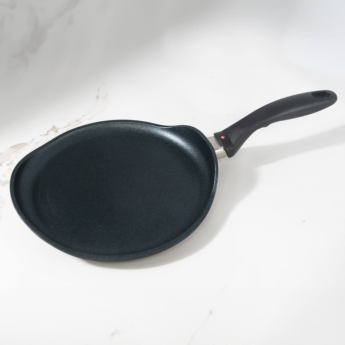 XD Nonstick Crepe Pan - Induction, installed in a room
