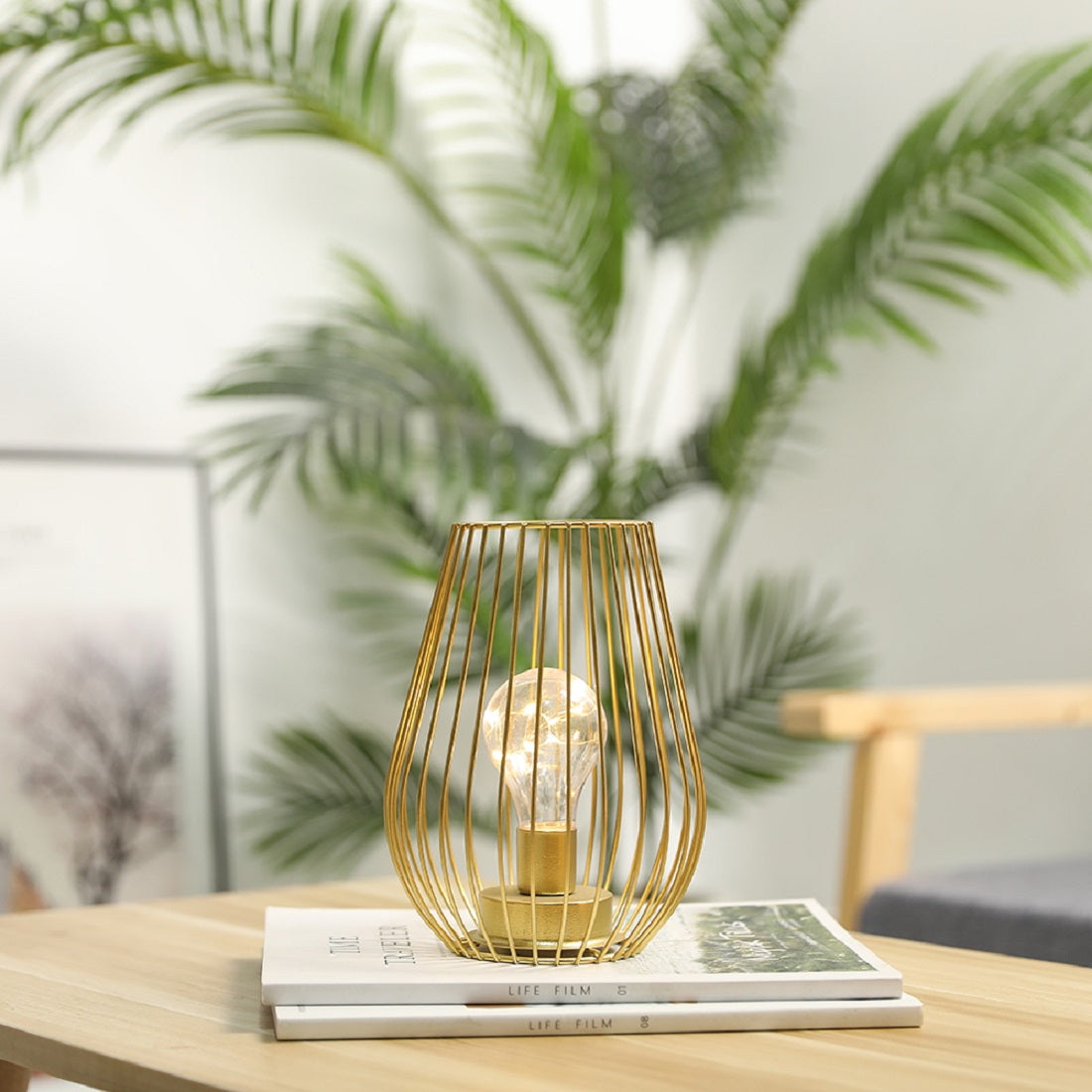 8'' Tall Cage ShapeTable Lamp Battery Lanterns, photo 5 of 7