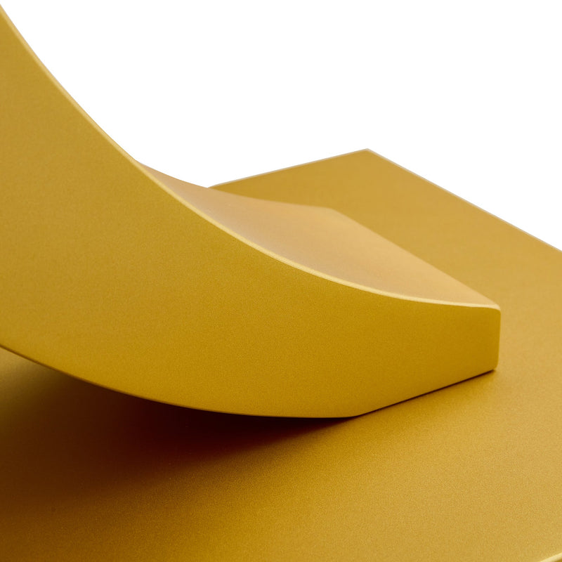 A modern minimalist style foyer table with white tabletop, gold bracket, and bottom plate, enhancing the beauty and artistic atmosphere of the home, suitable for the foyer FXG