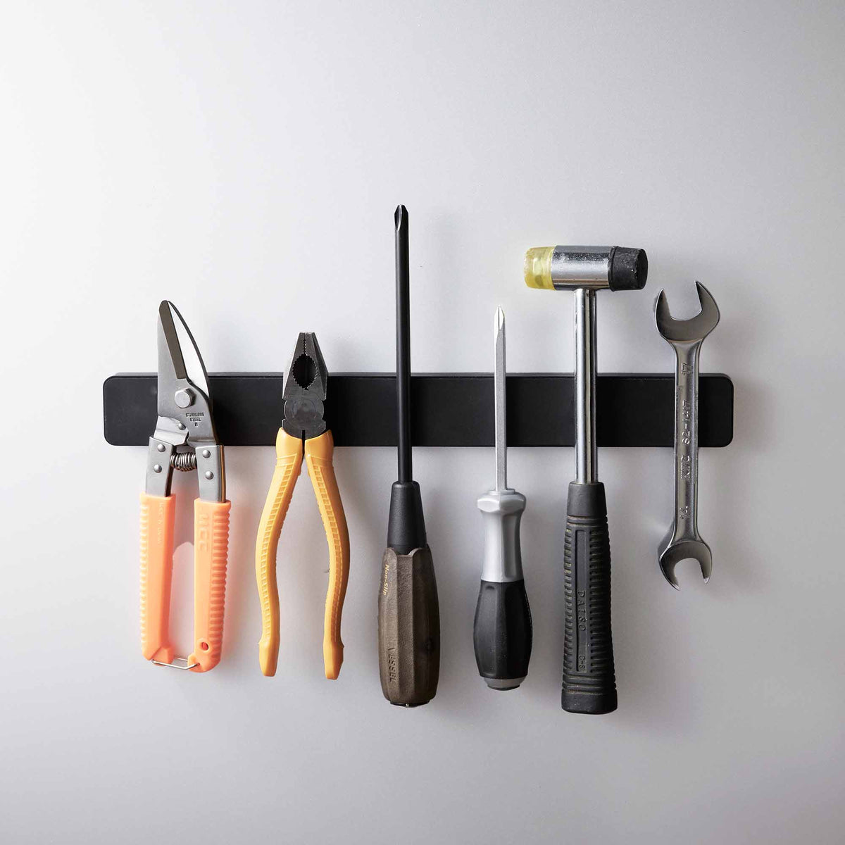 Magnetic Knife Rack, photo 9 of 14