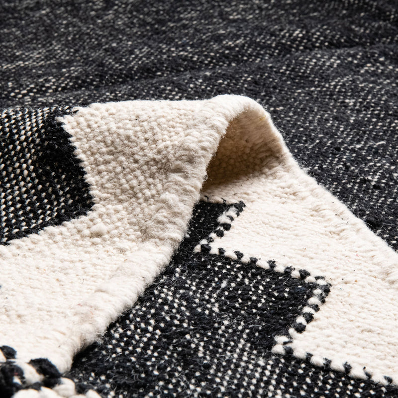 Afou - Taznakht kilim rug