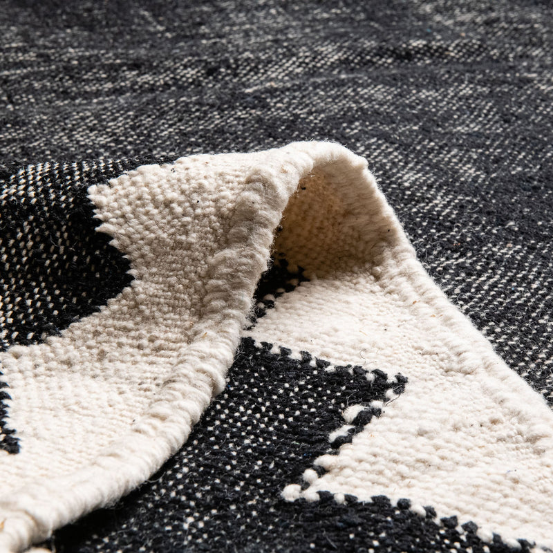 Afou - Taznakht kilim rug