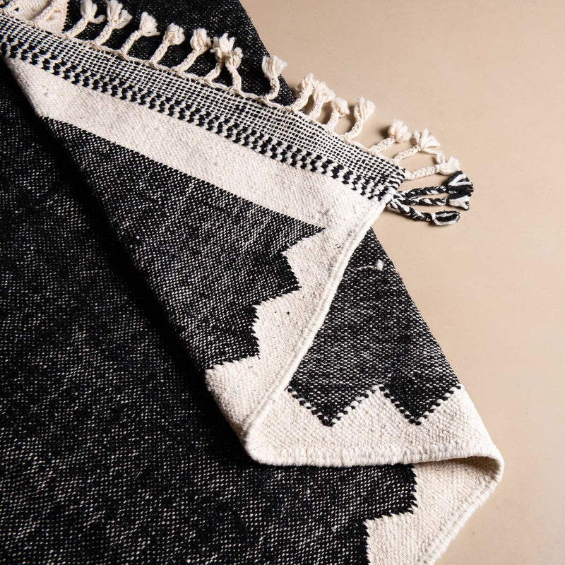 Afou - Taznakht kilim rug