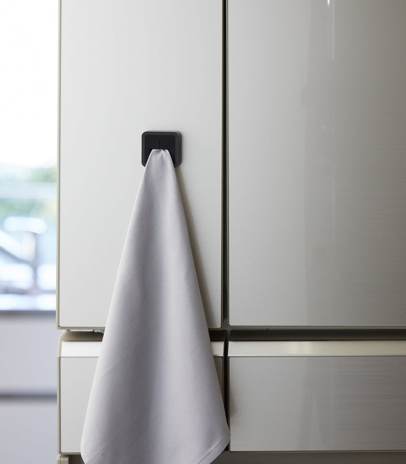 Traceless Adhesive Kitchen Towel Holder, photo 4 of 8