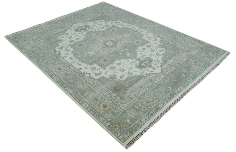 Antique look Gray, Ivory and Silver Hand knotted Traditional Heriz Medallion 8x10 wool Area Rug
