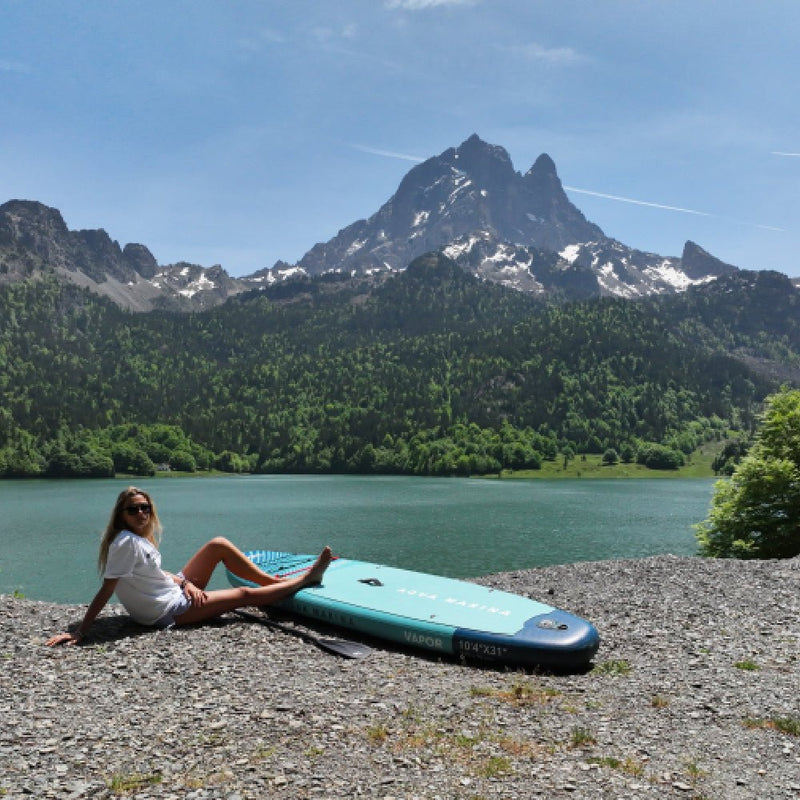 Aqua Marina Vapor BT-23VAP All-Around SUP W/ Sand Ripple Grooved EVA Footpad, 10FT (SAK60532)