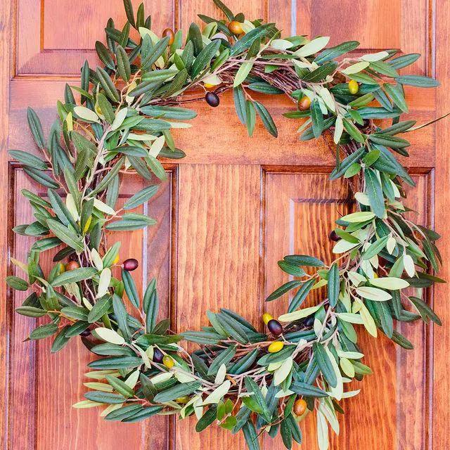 20" Olive Wreath, photo 3 of 3