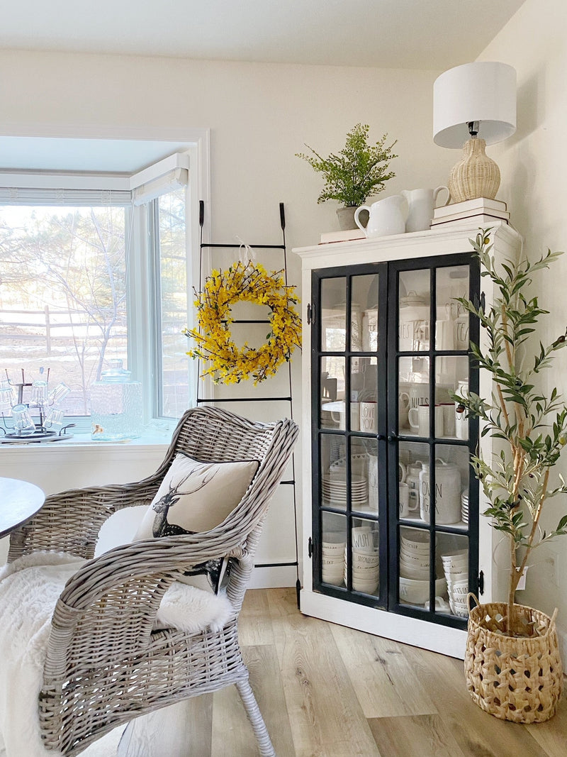 22” Forsythia Artificial Wreath, photo 7 of 9