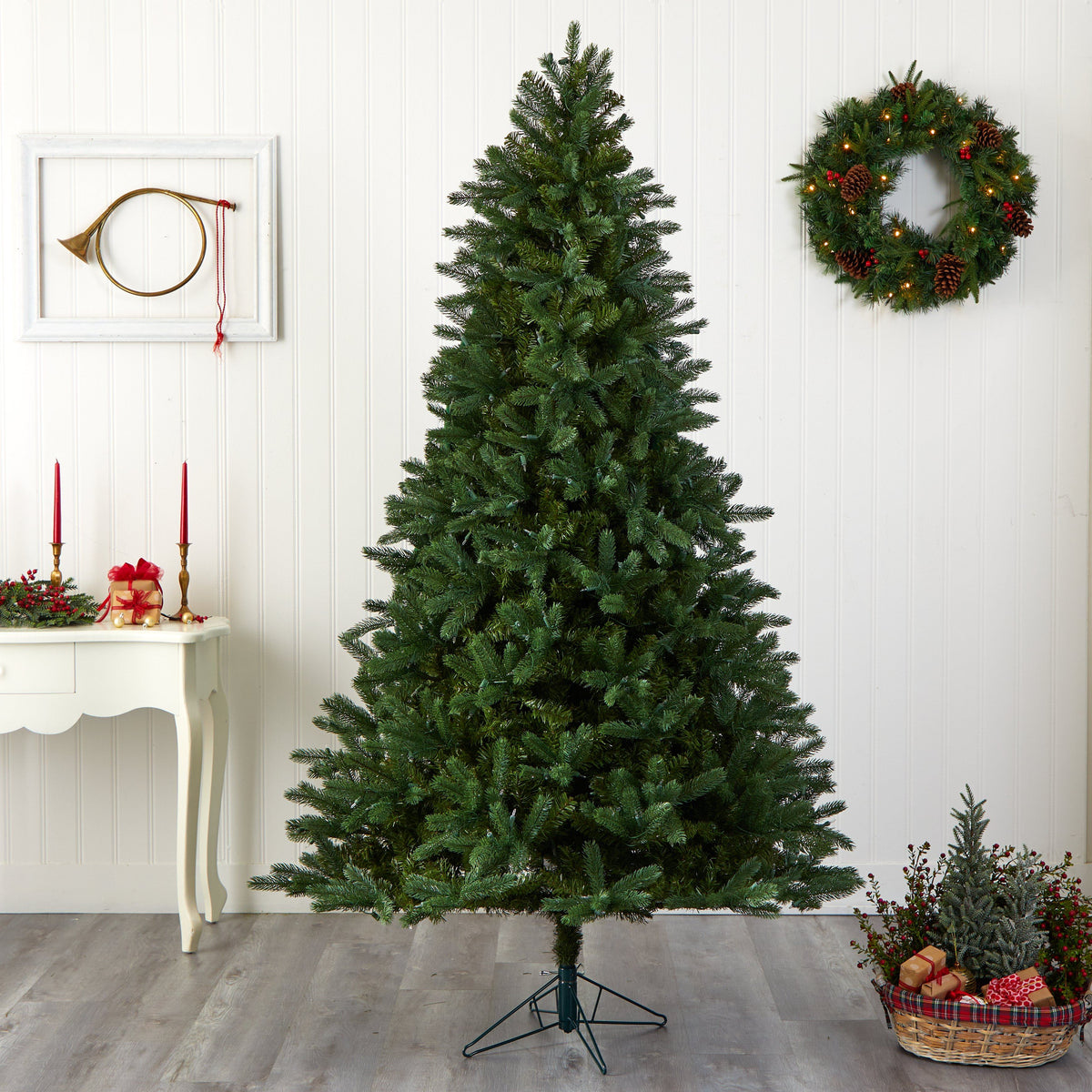 7.5’ Rembrandt Christmas Tree w/Clear Lights, photo 5 of 8