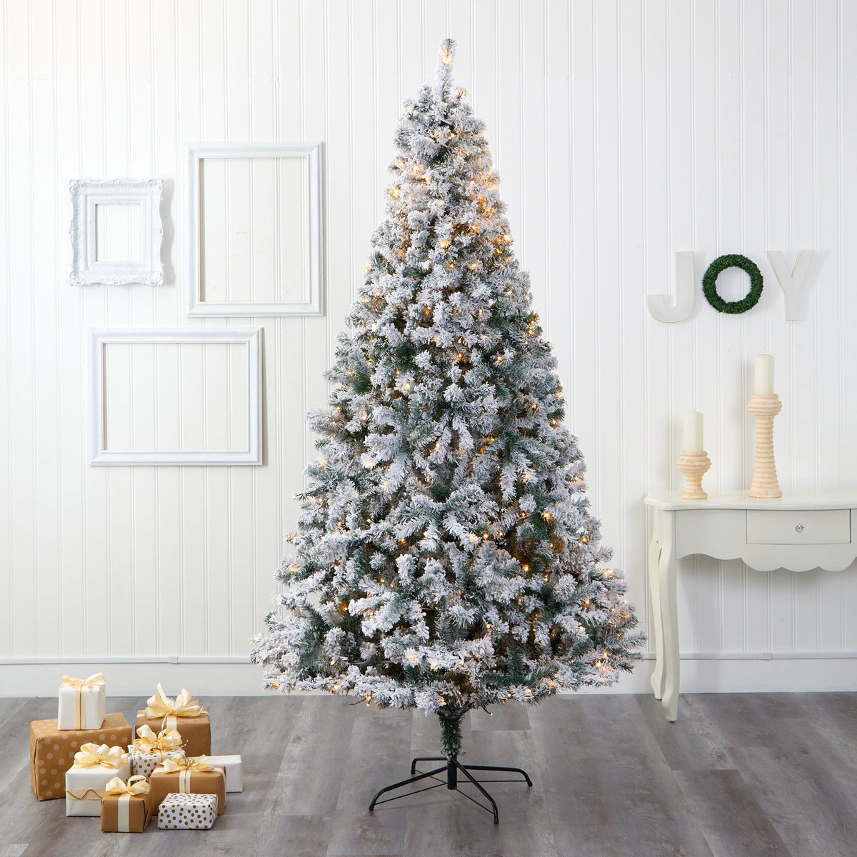 8' Flocked Rock Springs Spruce Artificial Christmas Tree with 500 Clear LED Lights and 1186 Bendbable Branches, photo 5 of 7