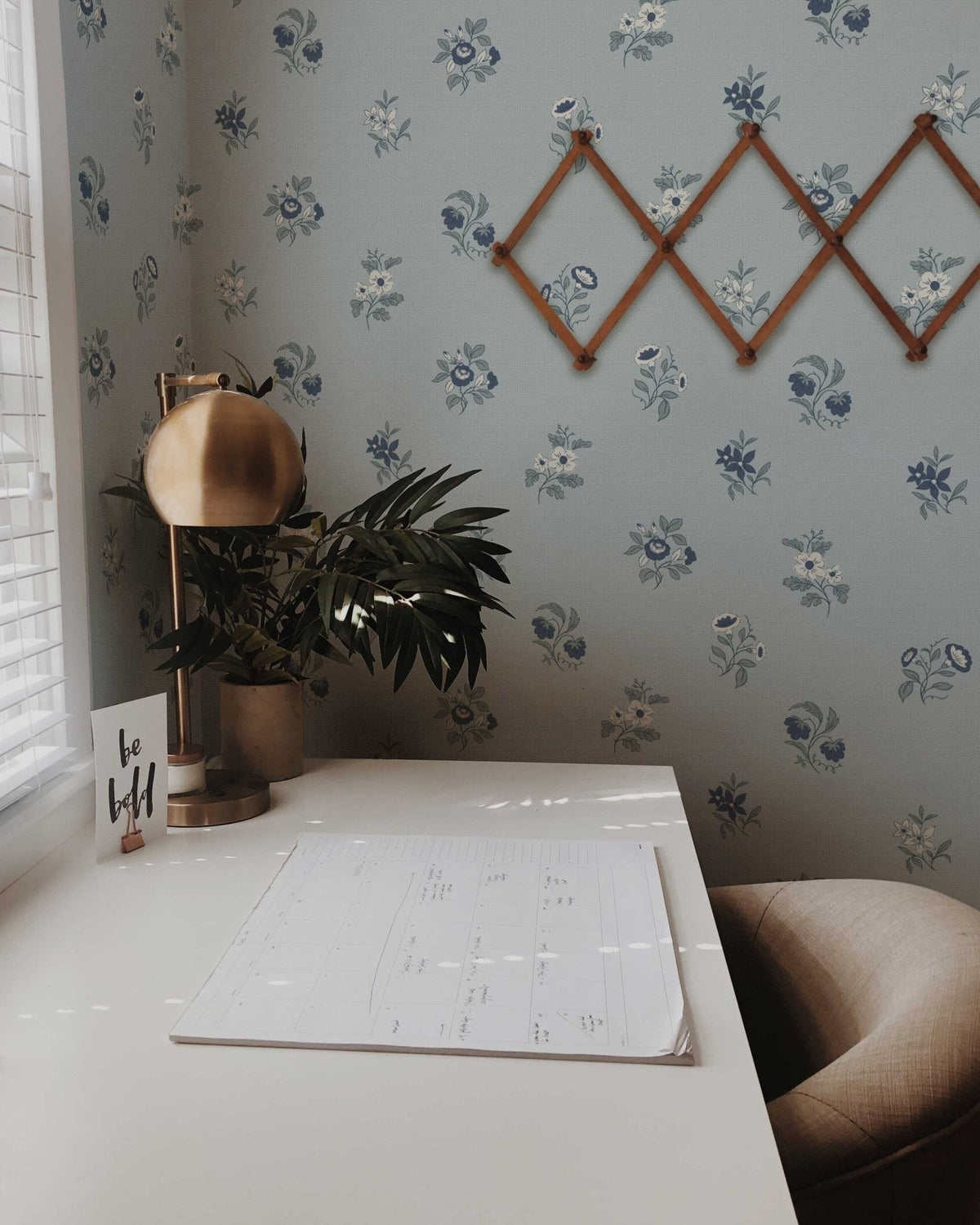 Ashthorn Wallpaper Oxford Gray, photo 4 of 5