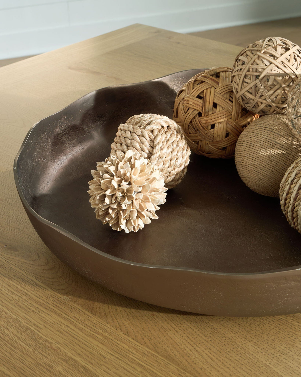 Wallmen - Tray - Champagne Gold Finish, photo 5 of 5