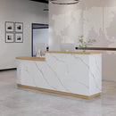 Beatriz · Front Reception Desk
