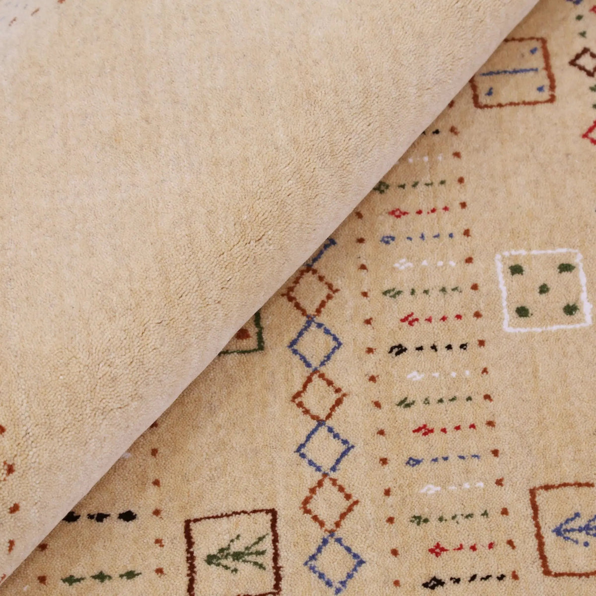 Beige Center Pattern Hand-Loomed Wool Area Rug with Traditional Gabbeh Design, photo 8 of 10