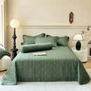 GobekUsa Eucalyptus Fiber Bedspread for a Cooling, Silky Bed Experience