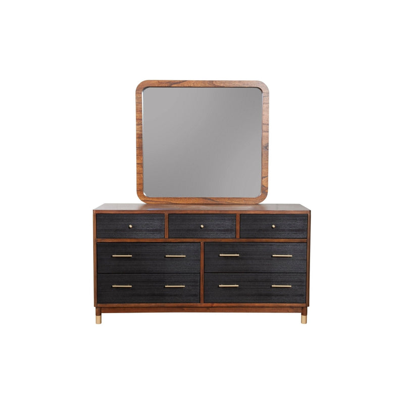 Belham Dresser