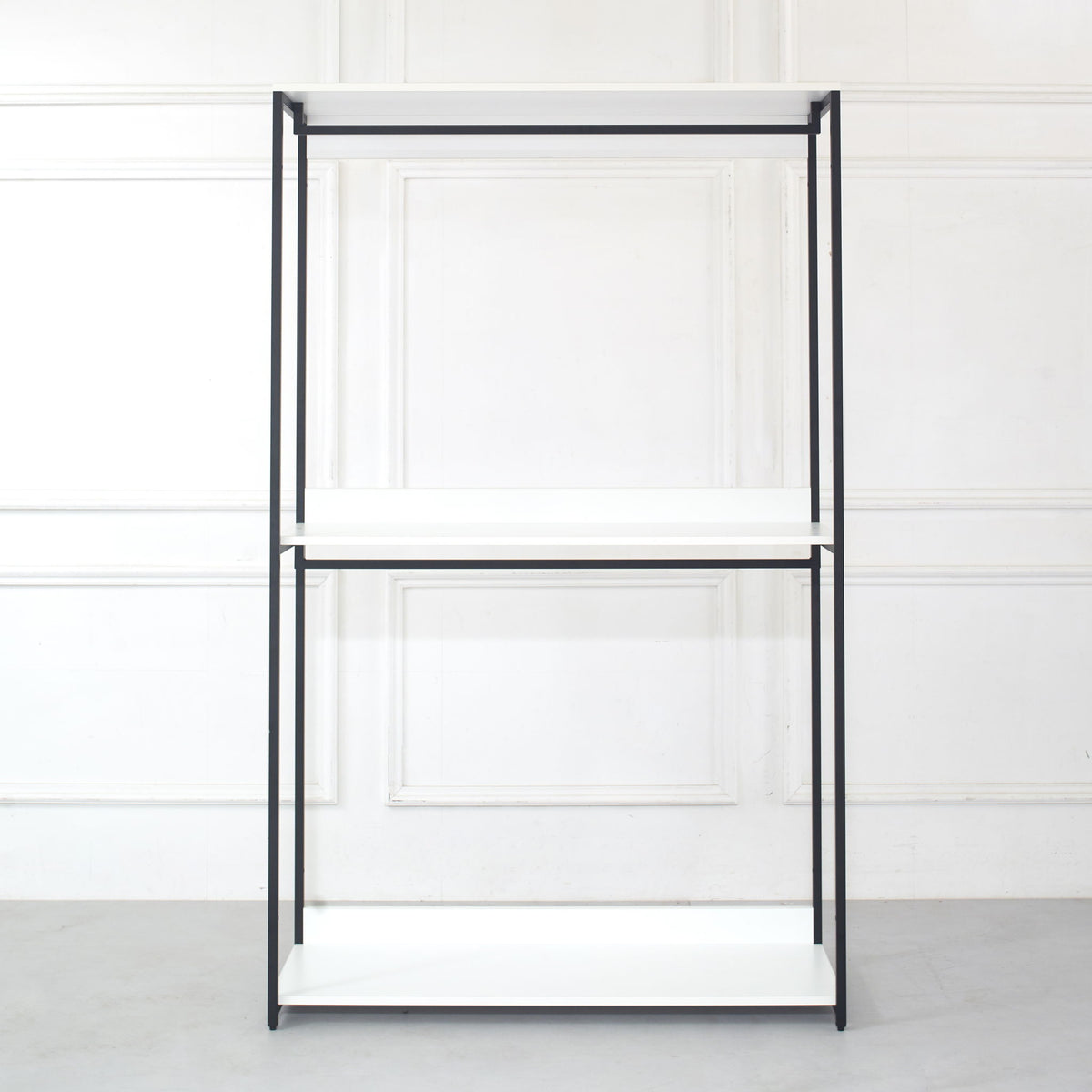 Fiona - Walk In Closet With Shelves, photo 22 of 25