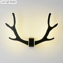 GobekUsa Nordic Style Wooden Antler Wall Sconce Lamp with LED Lighting - Ideal for Corridor