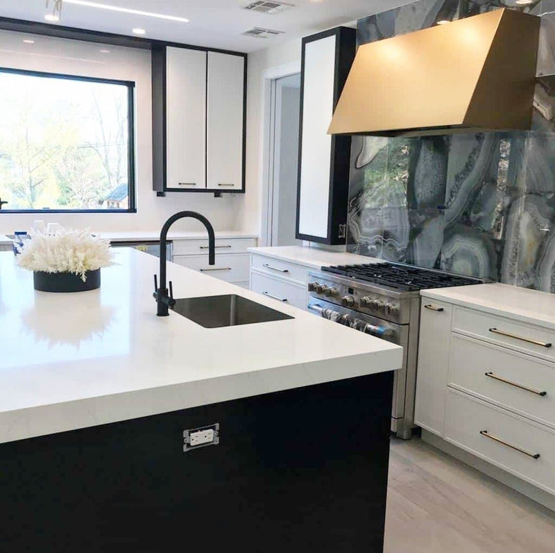 Blanco Pure Extra Emerstone