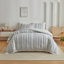 GobekUsa Boho Stripe Furball Duvet Set: High-Quality King Size Bedding with Tassels