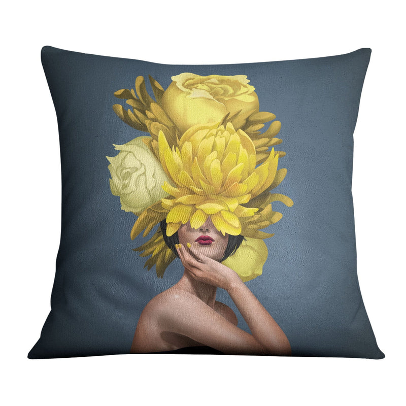 Bouquet Woman B Cushion