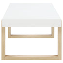 Gwen - Table