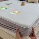 GobekUsa Cartoon Embroidered Fitted Sheet for Single Bed - All-Season Comfort