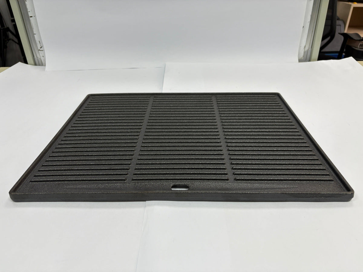 NL-4B02-CMP Square Cast Iron Griddle Pan Reversible Grill, photo 3 of 5