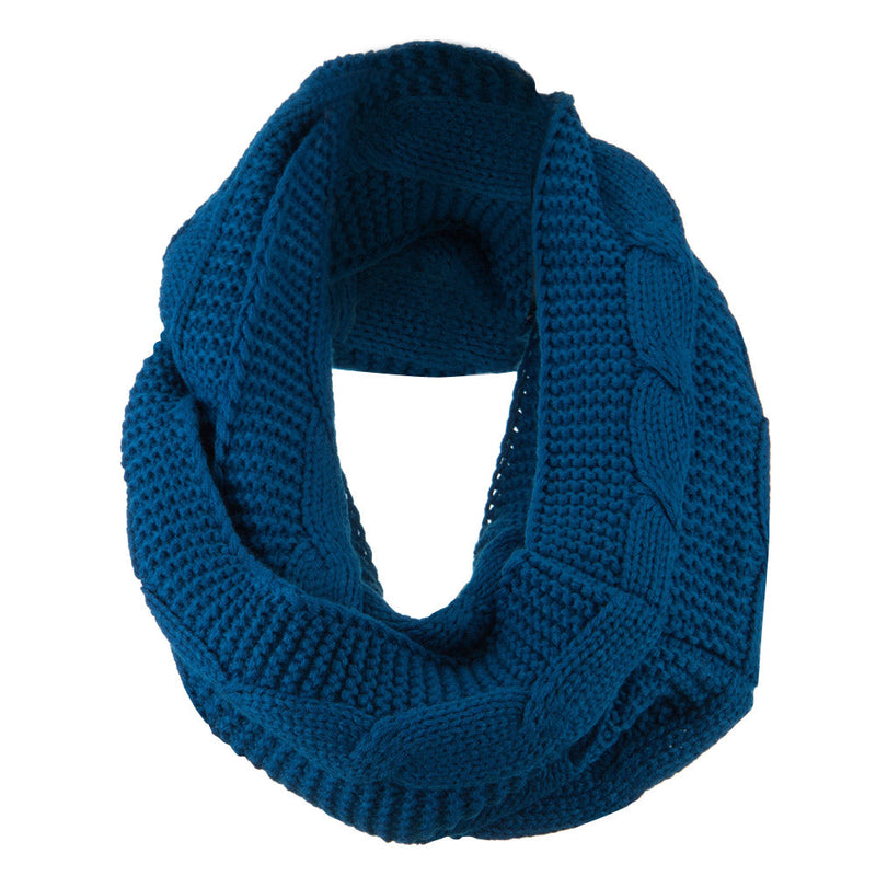 Cable Round Neck Warmer